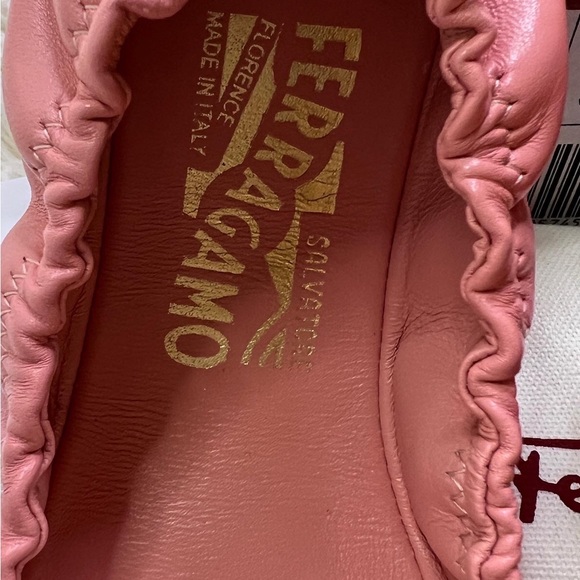 SOLD Authentic Salvatore Ferragamo LIZINKA BALLET FLAT - Picture 6 of 7
